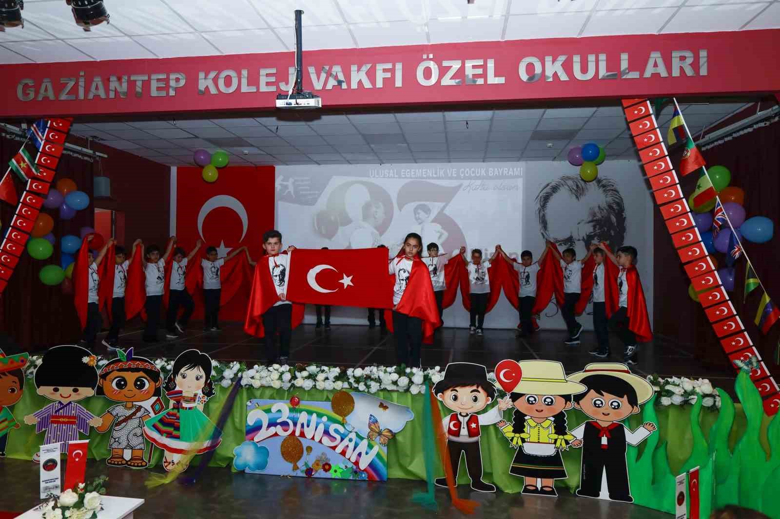 Gaziantep Kolej Vakfı’nda buruk 23 Nisan
