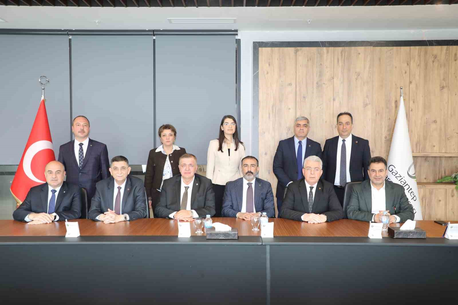 Gaziantep oda ve borsaları ortak istişare toplantısında buluştu
