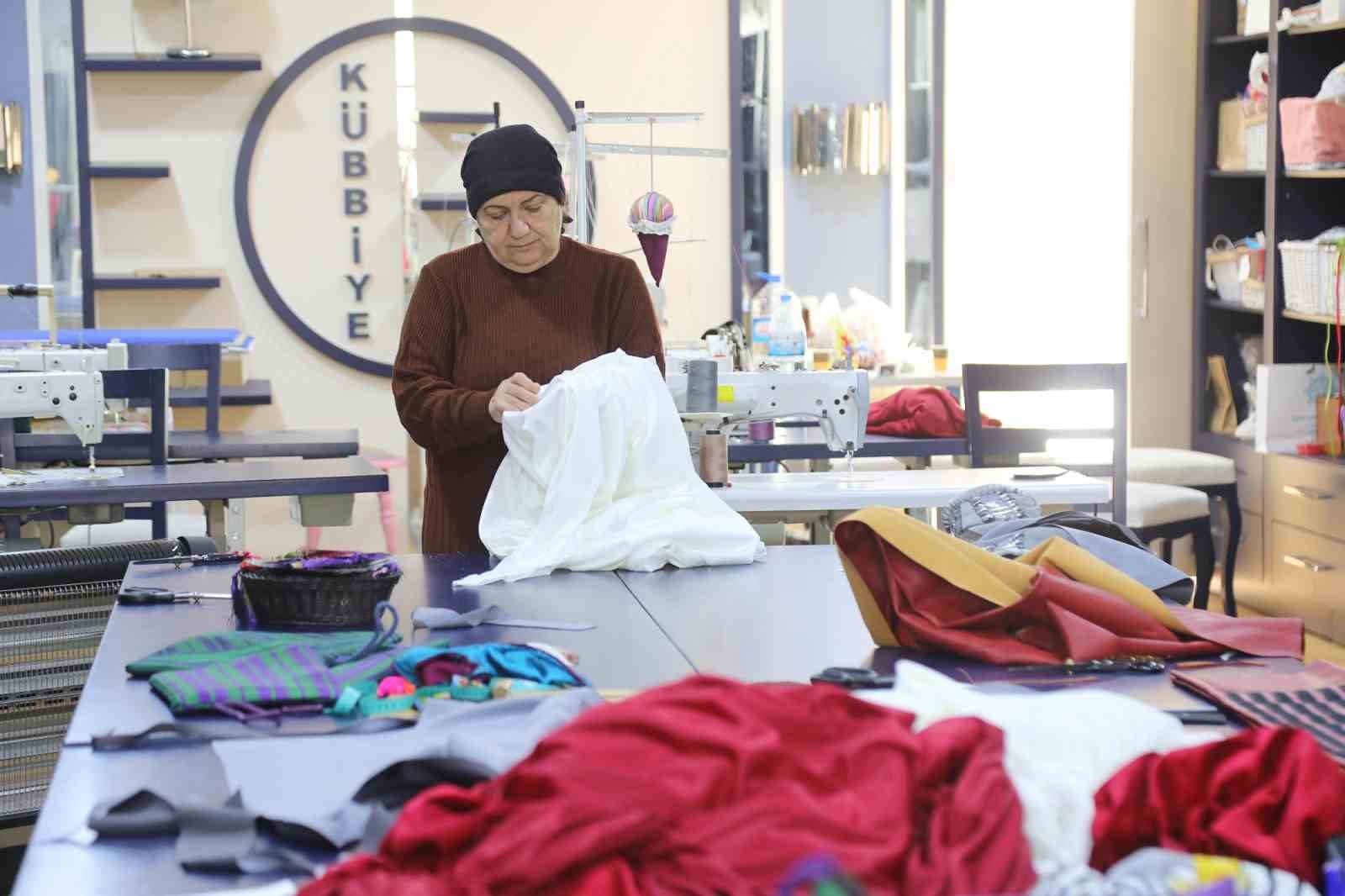 Gaziantep’in saray kumaşı geleceğe taşınıyor
