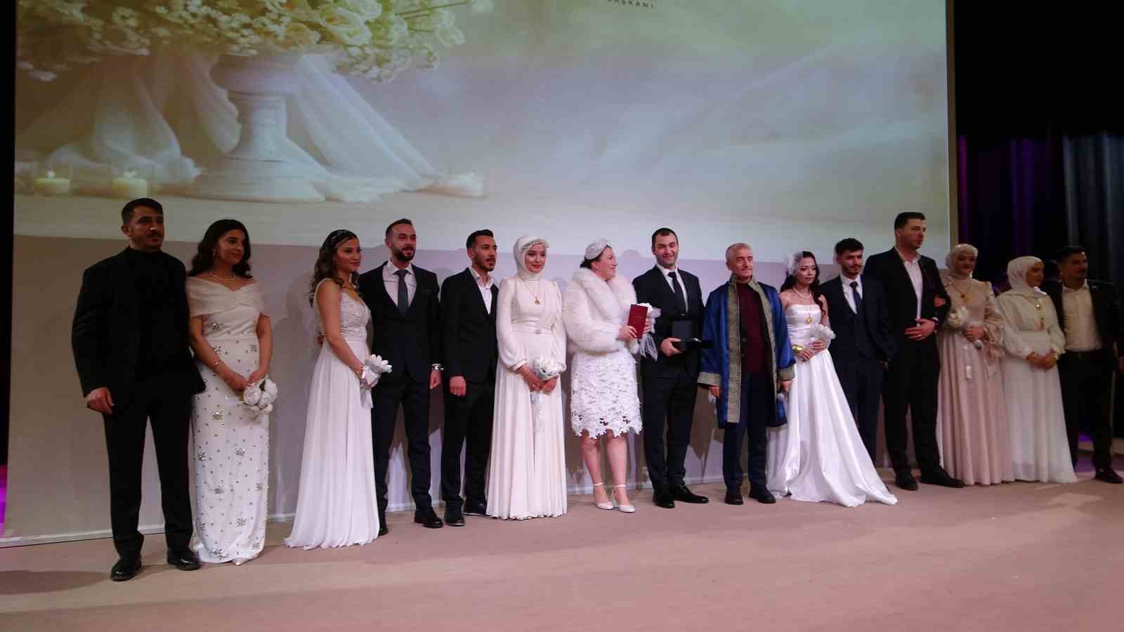 Gaziantep’te 14 Şubat’ta 62 çift evliliğe "Evet" dedi
