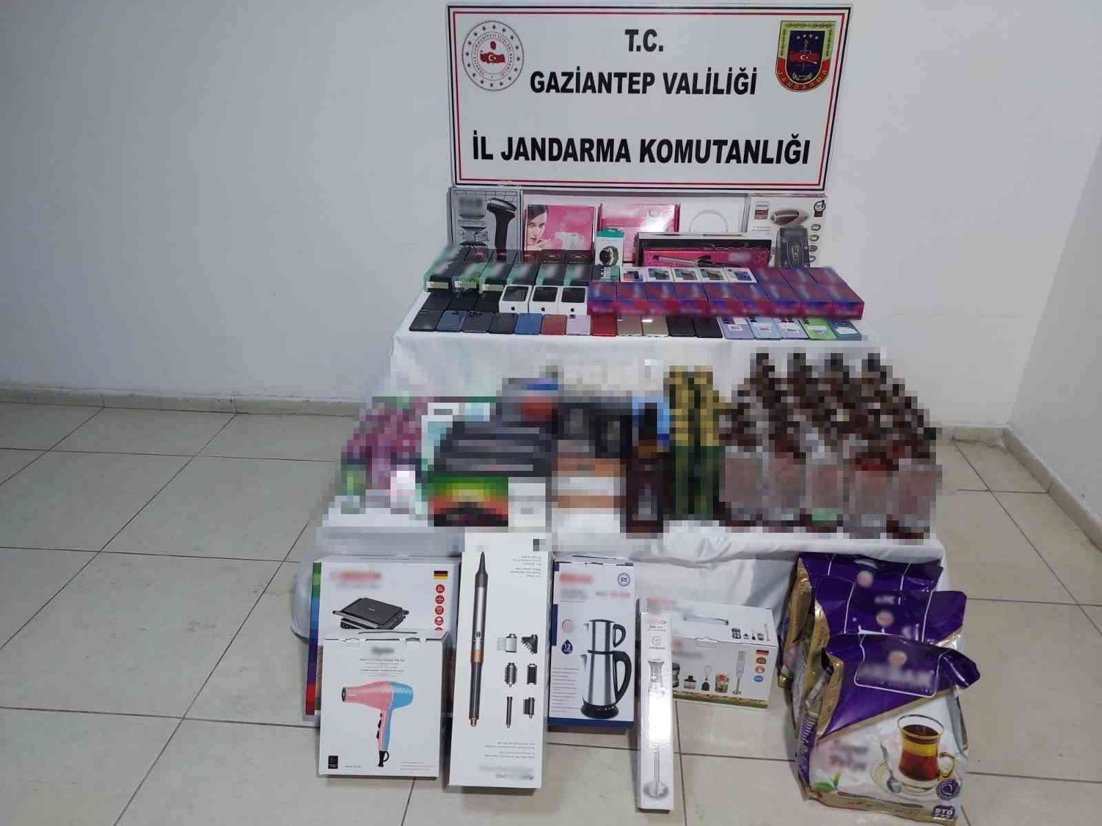 Gaziantep’te 140 litre sahte, 39 bin litre kaçak alkol ele geçirildi
