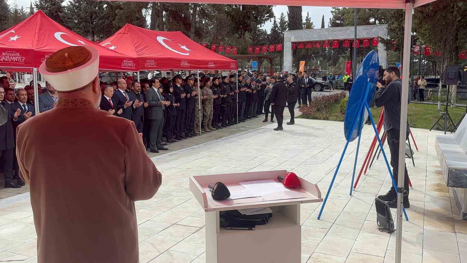 Gaziantep’te 18 Mart Çanakkale Zaferi’nin 111’inci yılında şehitler anıldı
