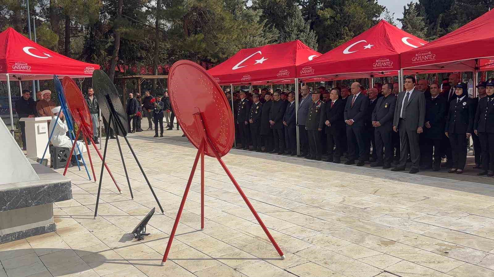 Gaziantep’te 18 Mart Çanakkale Zaferi’nin 111’inci yılında şehitler anıldı
