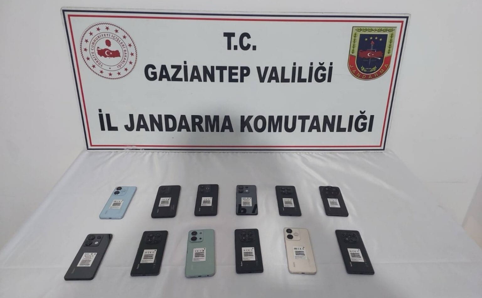 Gaziantep’te 1,8 milyon TL değerinde elektronik eşya ele geçirildi: 2 gözaltı
