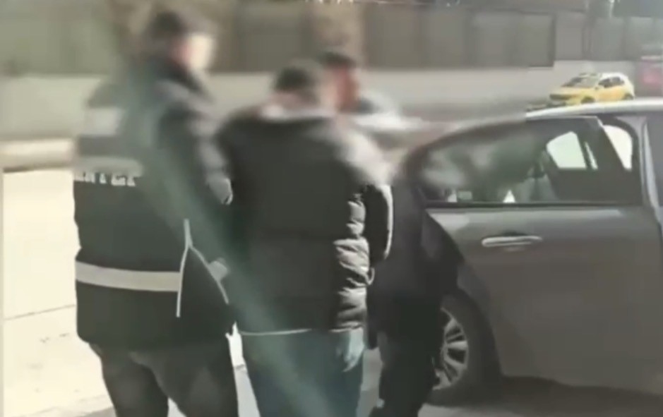 Gaziantep’te 36 adet sahte plaka ele geçirildi: 3 gözaltı
