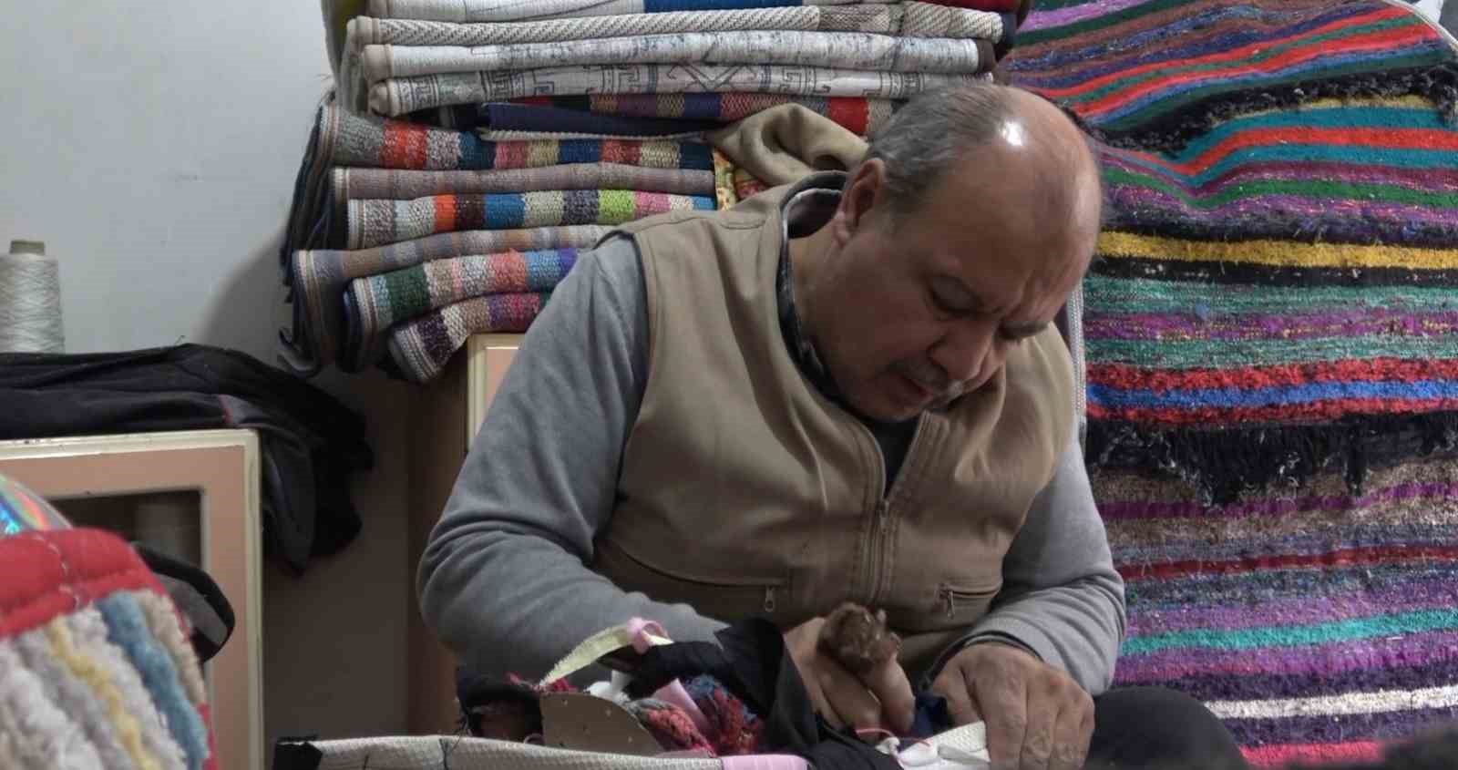 Gaziantep’te 45 yıllık semerci ustası mesleğini yaşatmaya çalışıyor

