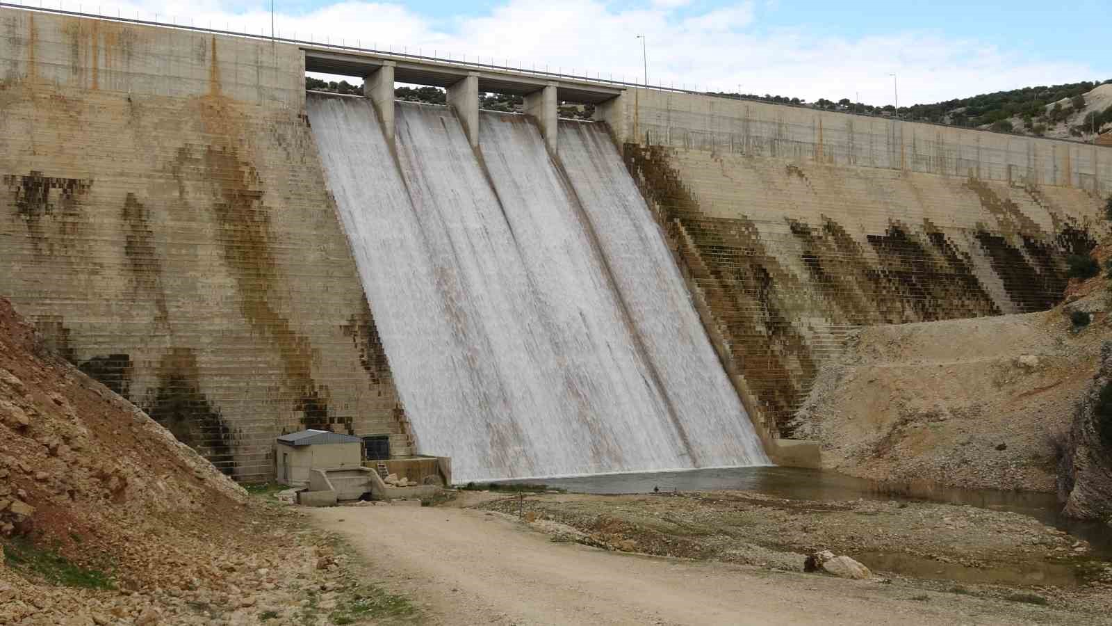 Gaziantep’te barajlar doldu taştı
