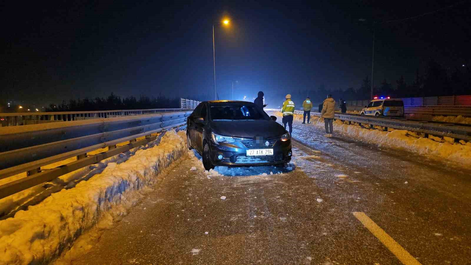 Gaziantep’te buzlanma nedeniyle kaza: 1 yaralı

