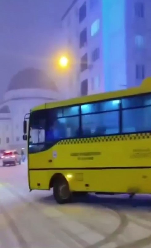 Gaziantep’te drift atan 2 sürücüye ceza: Tehlike saçtıkları anlar kamerada
