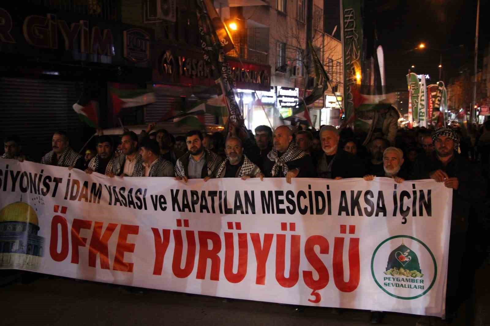 Gaziantep’te Filistin’e destek yürüyüşü düzenlendi
