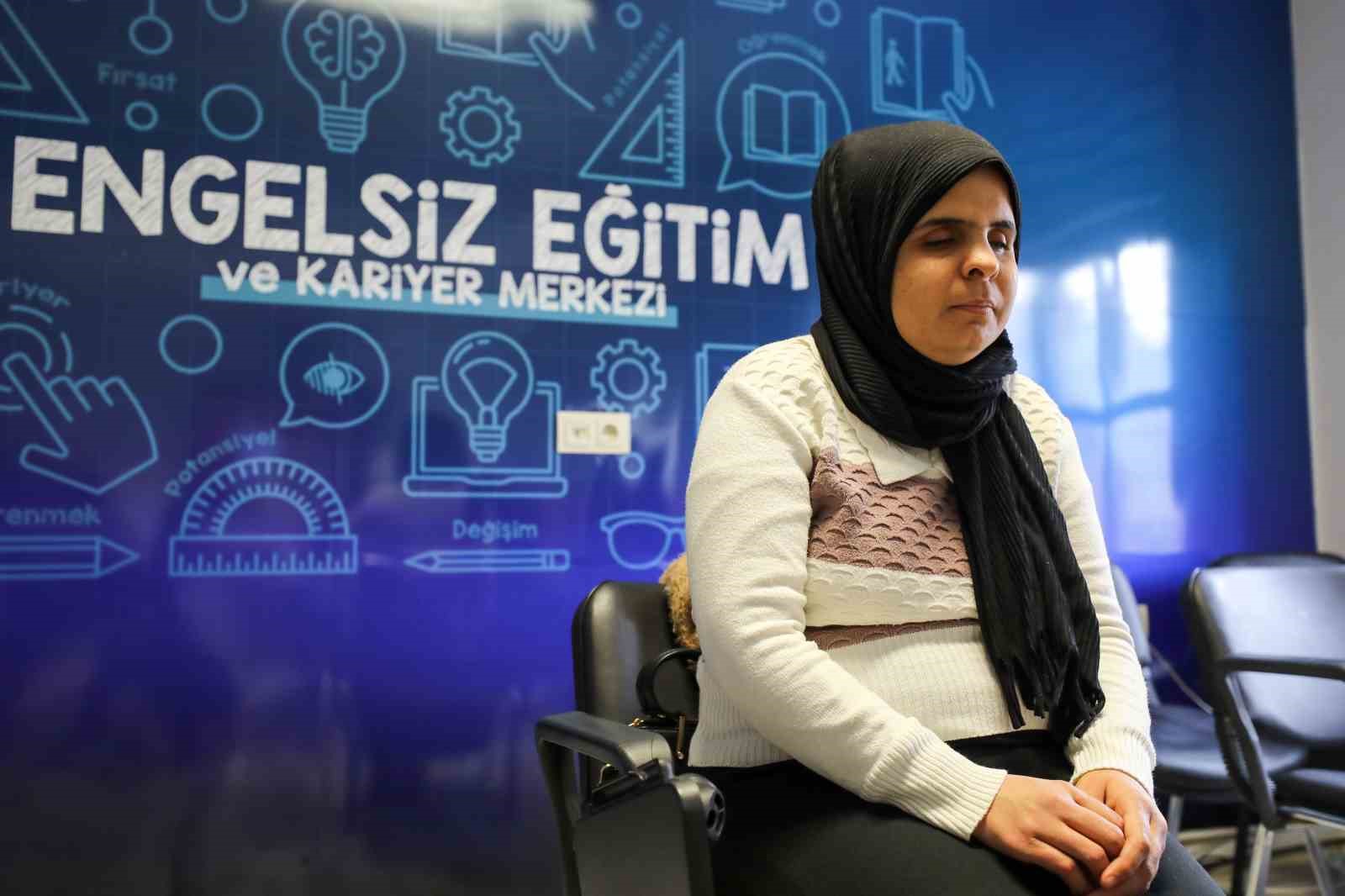 Gaziantep’te görme engelli kursiyerler için E-KPSS eğitim desteği
