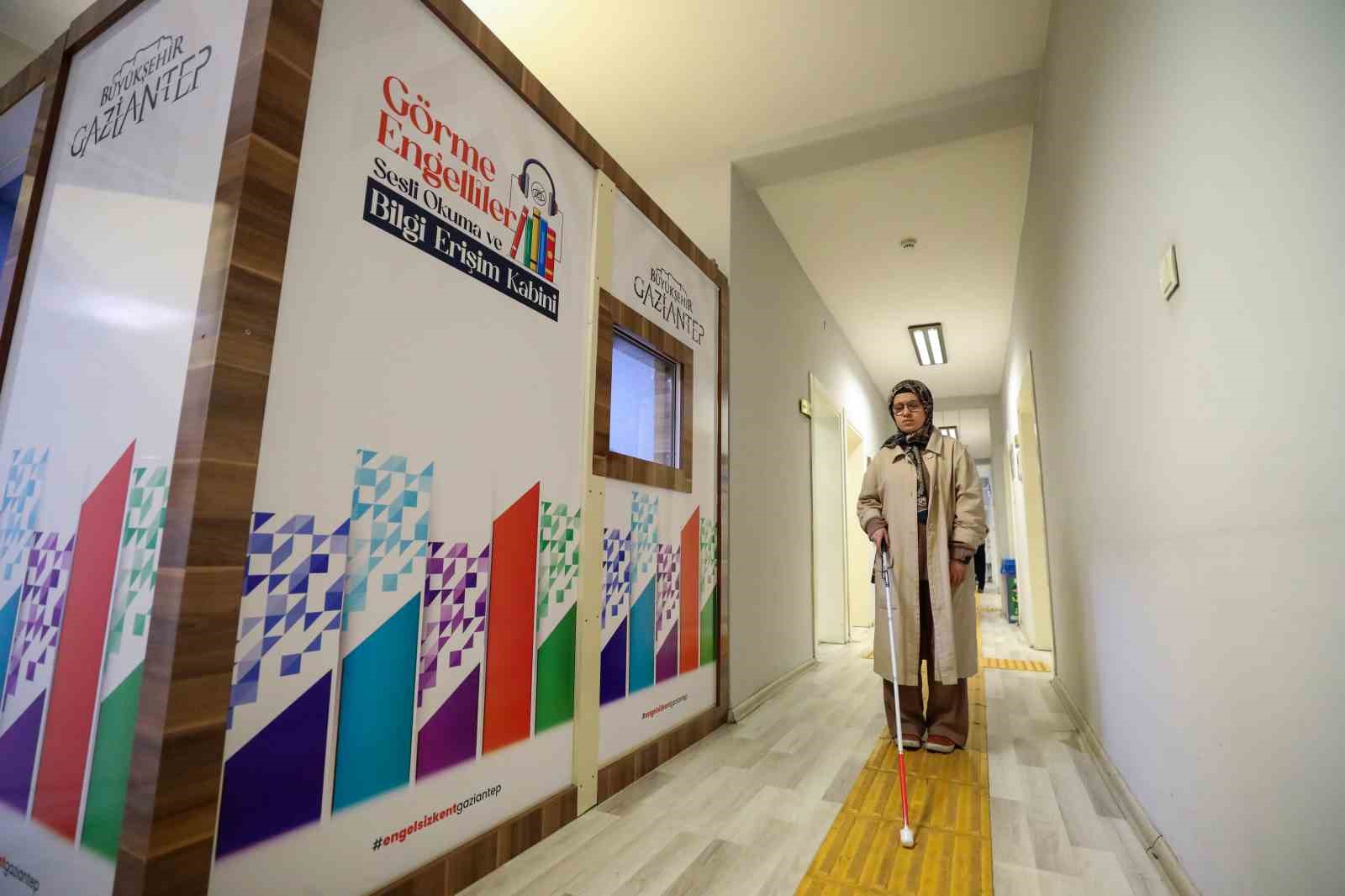 Gaziantep’te görme engelli kursiyerler için E-KPSS eğitim desteği
