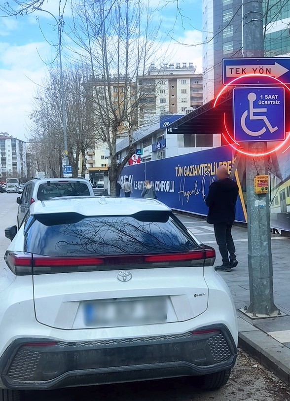 Gaziantep’te hatalı park eden araçlara 9 milyon 795 bin TL ceza
