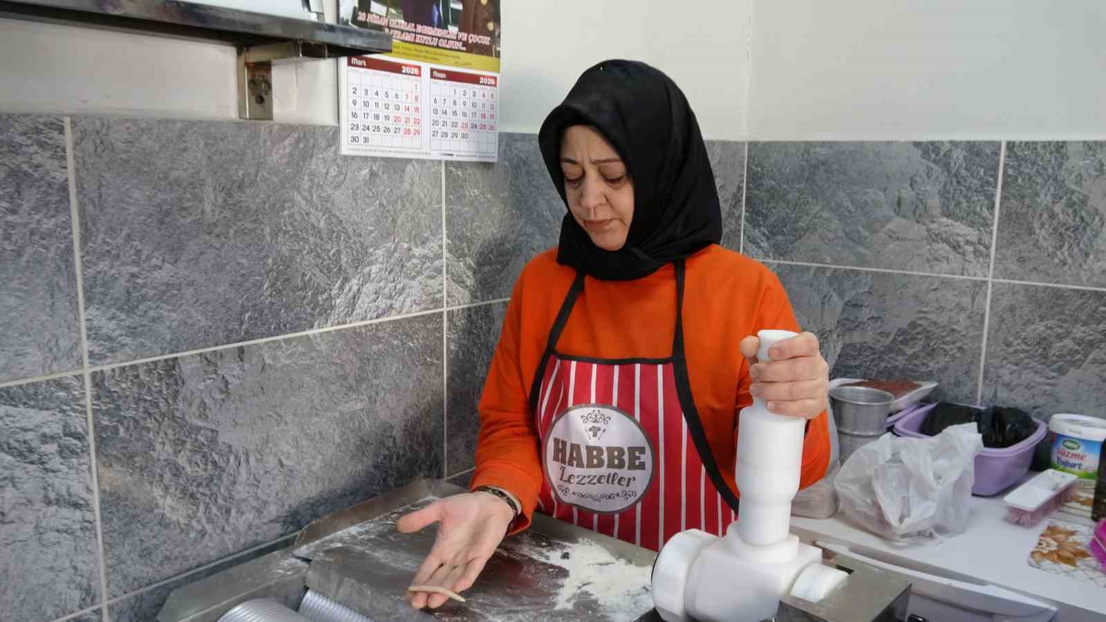 Gaziantep’te kadınların bayram için yuvalama mesaisi başladı
