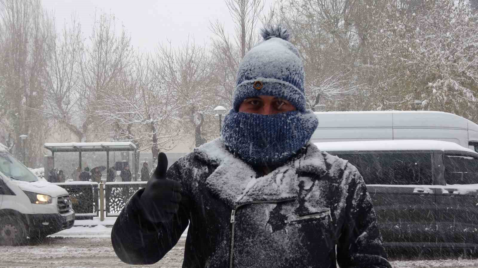 Gaziantep’te kar sevinci
