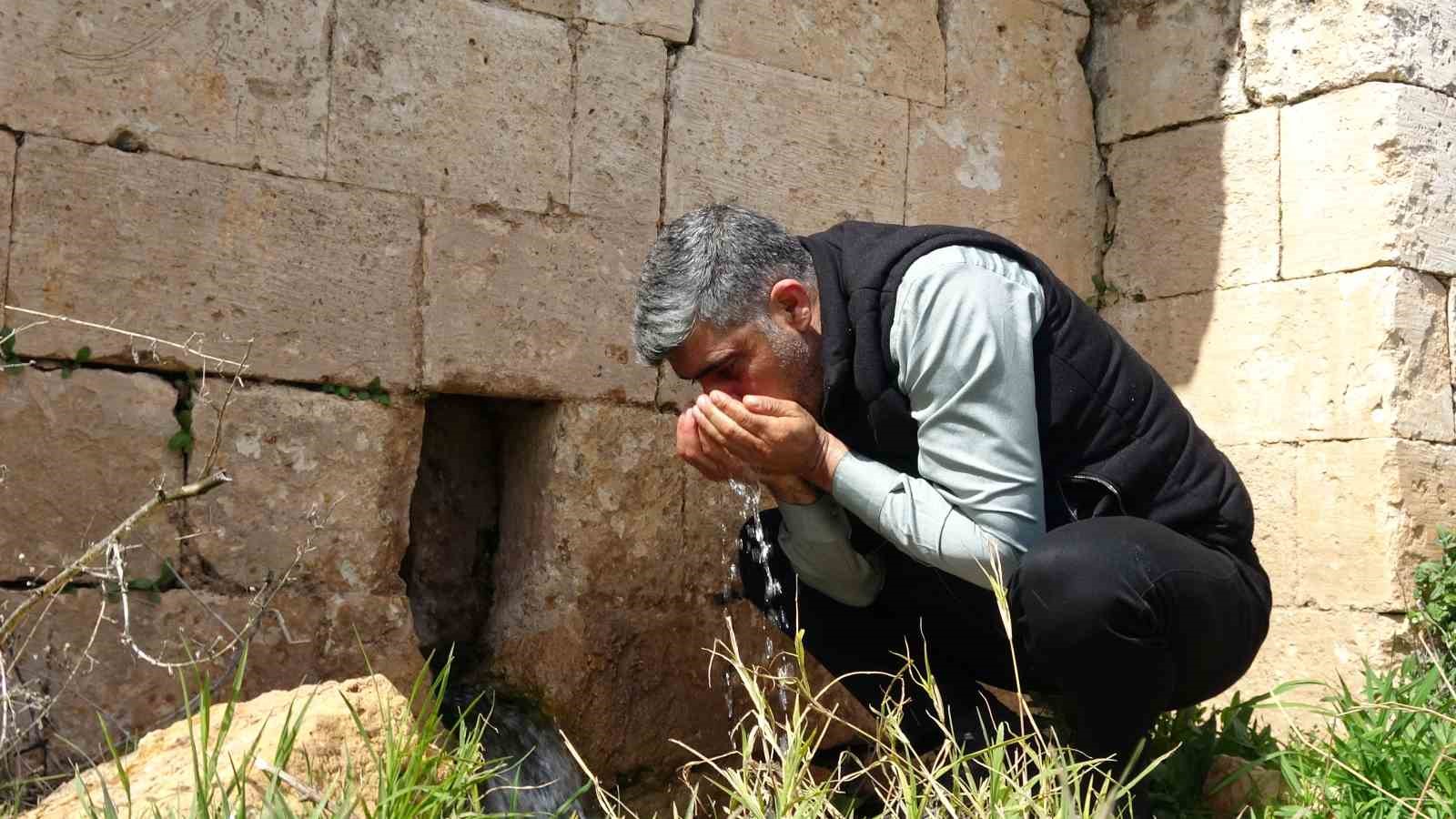 Gaziantep’te kar ve yağmur bereketi: Tarihi çeşmelerden su akmaya başladı
