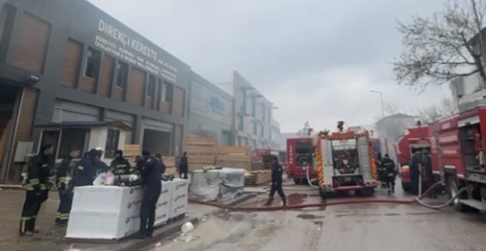 Gaziantep’te kereste imalathanesinde yangın
