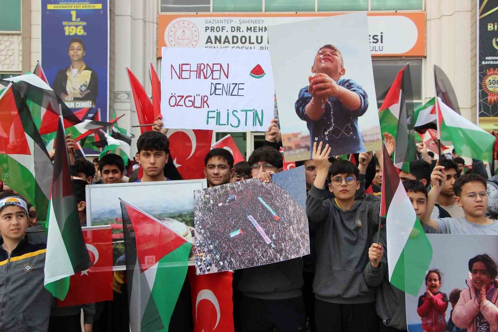 Gaziantep’te öğrencilerden Filistinlilere yönelik idam kararına tepki
