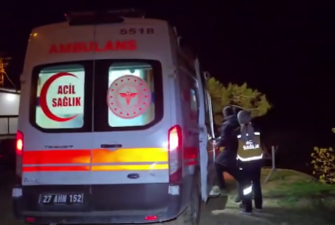Gaziantep’te ot toplamak için gittiği ormanlık alanda mahsur kalan şahıs kurtarıldı
