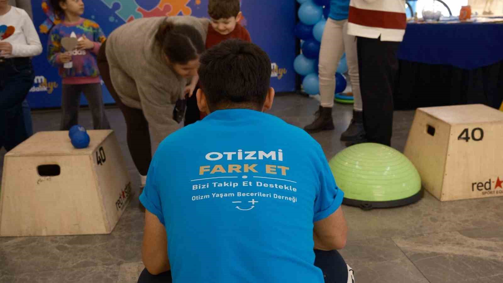 Gaziantep’te otizm farkındalığı için anlamlı etkinlik
