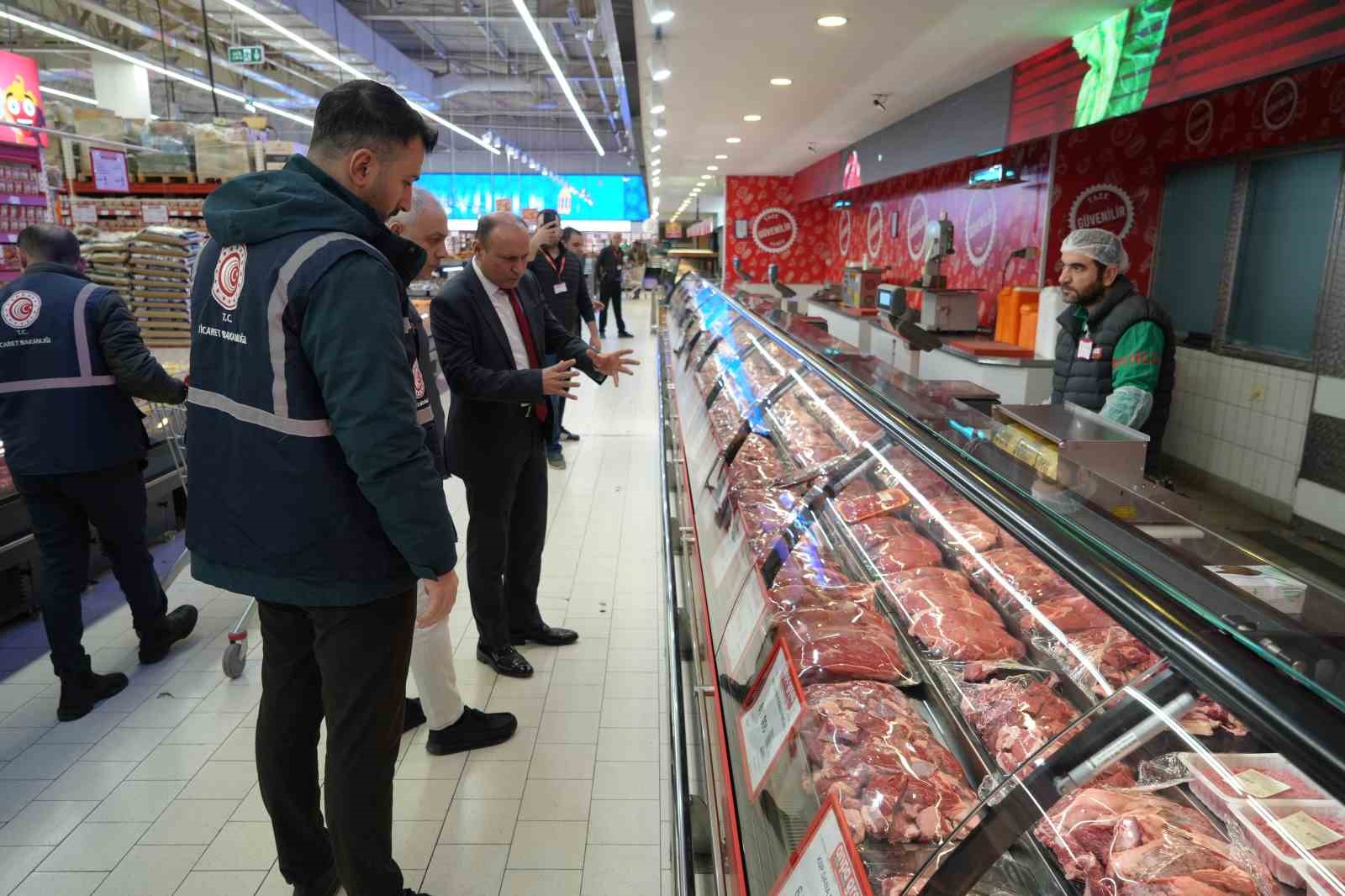 Gaziantep’te Ramazan denetimleri sıkılaştı: 2,4 milyon TL ceza kesildi
