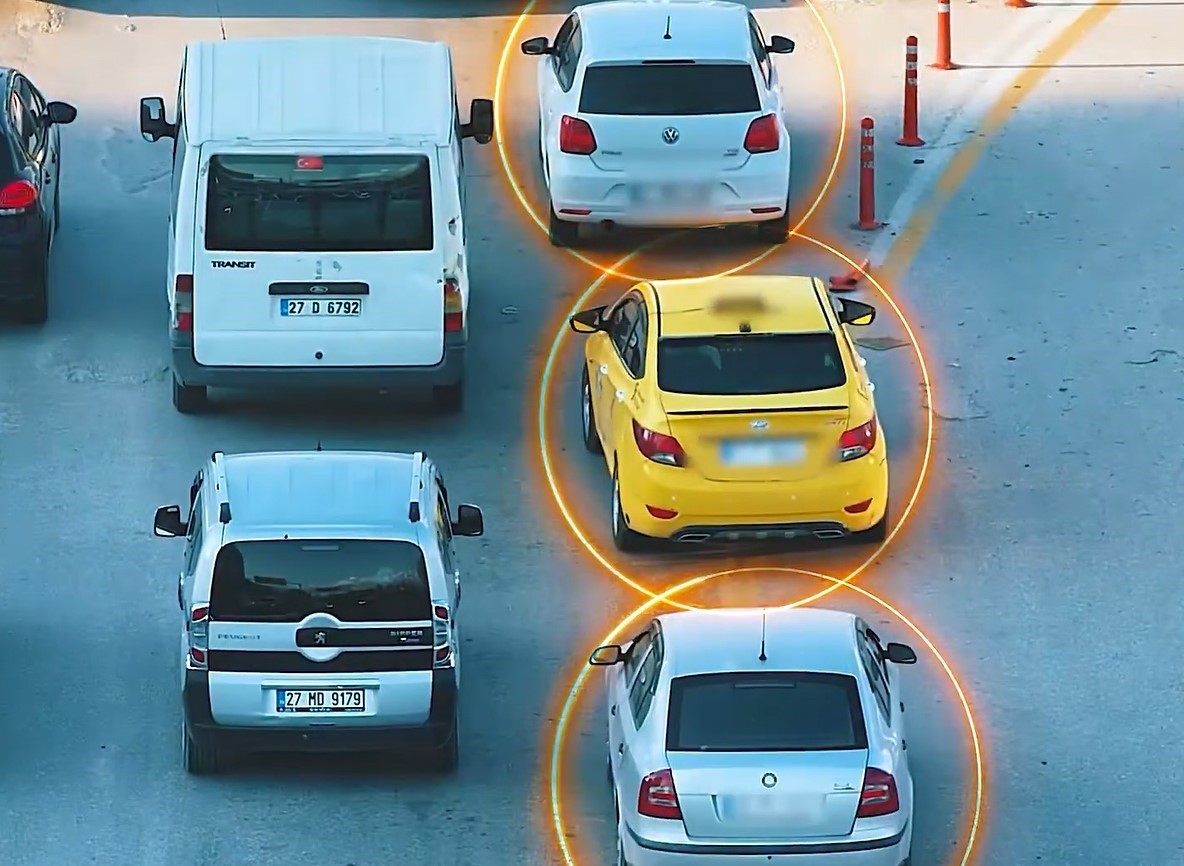 Gaziantep’te trafikte ‘kaynak’ yapan 498 araca ceza
