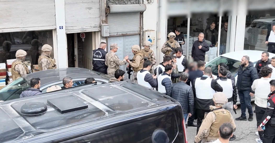 Gaziantep’teki rehine olayı adım adım dron kamerasında
