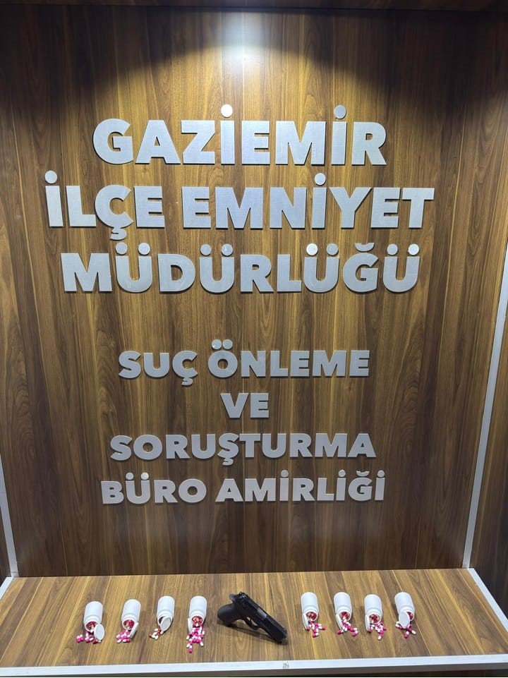 Gaziemir’de uyuşturucu operasyonu: 2 gözaltı
