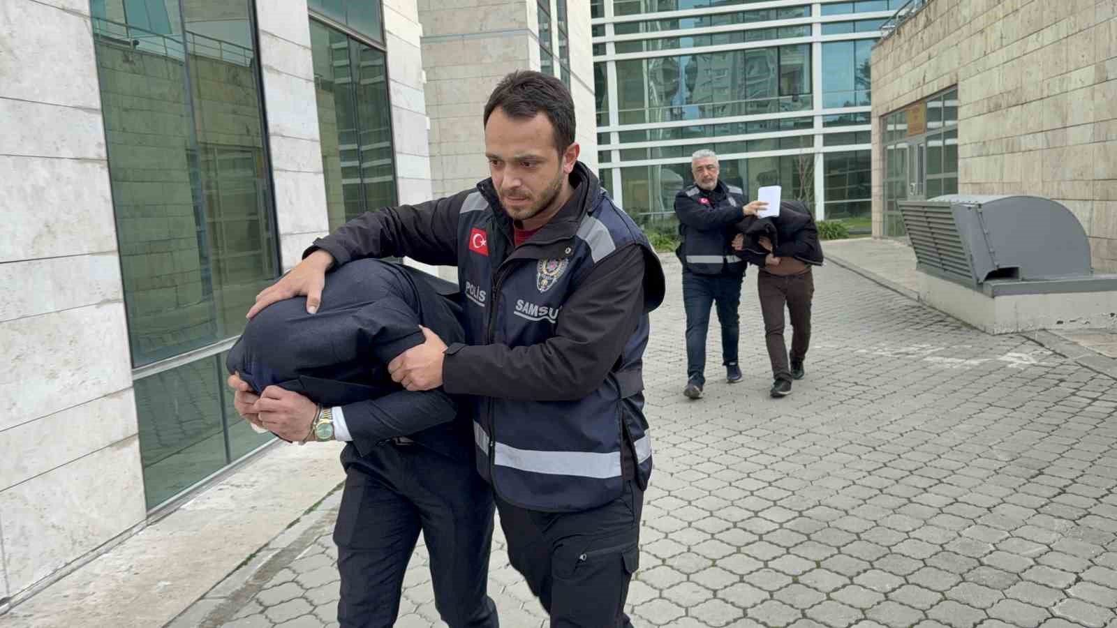 Gazinoda dehşet: Müşteriyi darp edip 547 bin lirasını gasp ettiler
