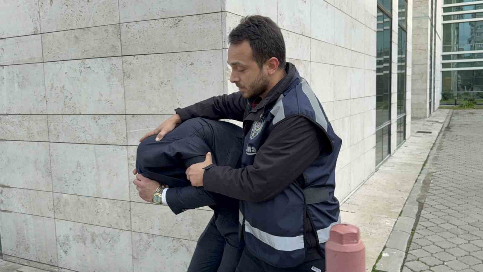 Gazinoda dehşet: Müşteriyi darp edip 547 bin lirasını gasp ettiler
