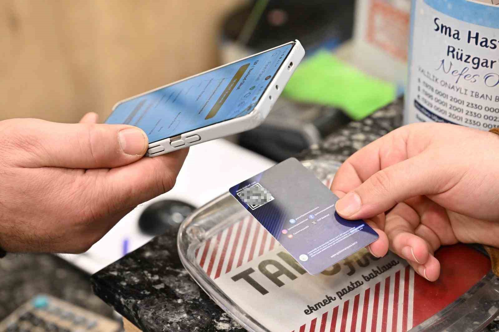 Gaziosmanpaşa Belediyesi’nden örnek dayanışma: Karekod ile pide desteği
