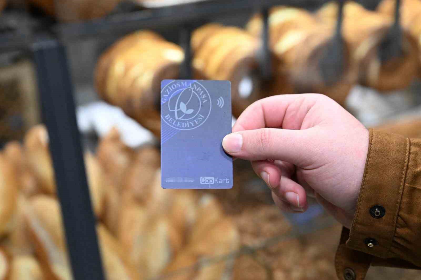 Gaziosmanpaşa Belediyesi’nden örnek dayanışma: Karekod ile pide desteği
