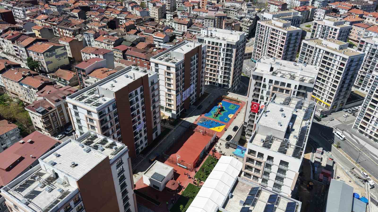 Gaziosmanpaşa’da 863 konut hak sahiplerine teslim edildi
