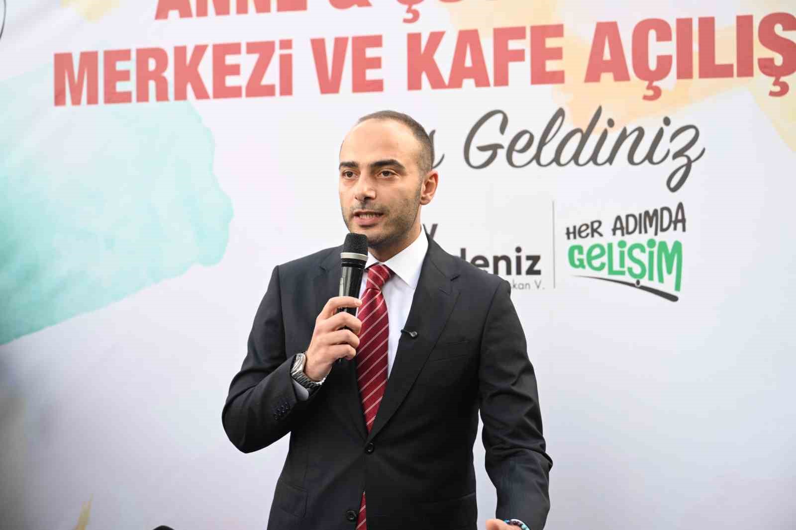 Gaziosmanpaşa’da Anne, Çocuk Merkezi ve Kafesi açıldı
