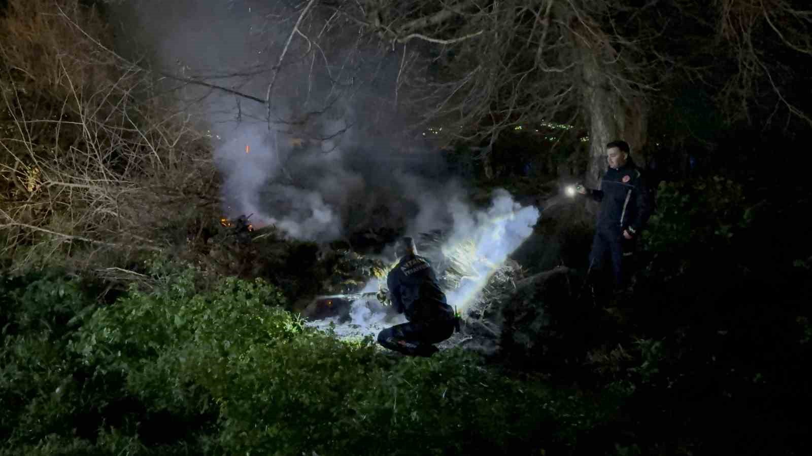 Gazipaşa Selinus Kalesi’ndeki çalılık yangını korkuttu
