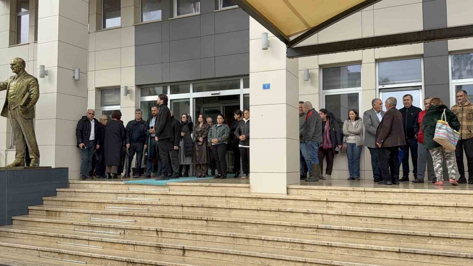 Gazipaşa’da avukat ve gazeteci Yusuf Şanlı hayatını kaybetti
