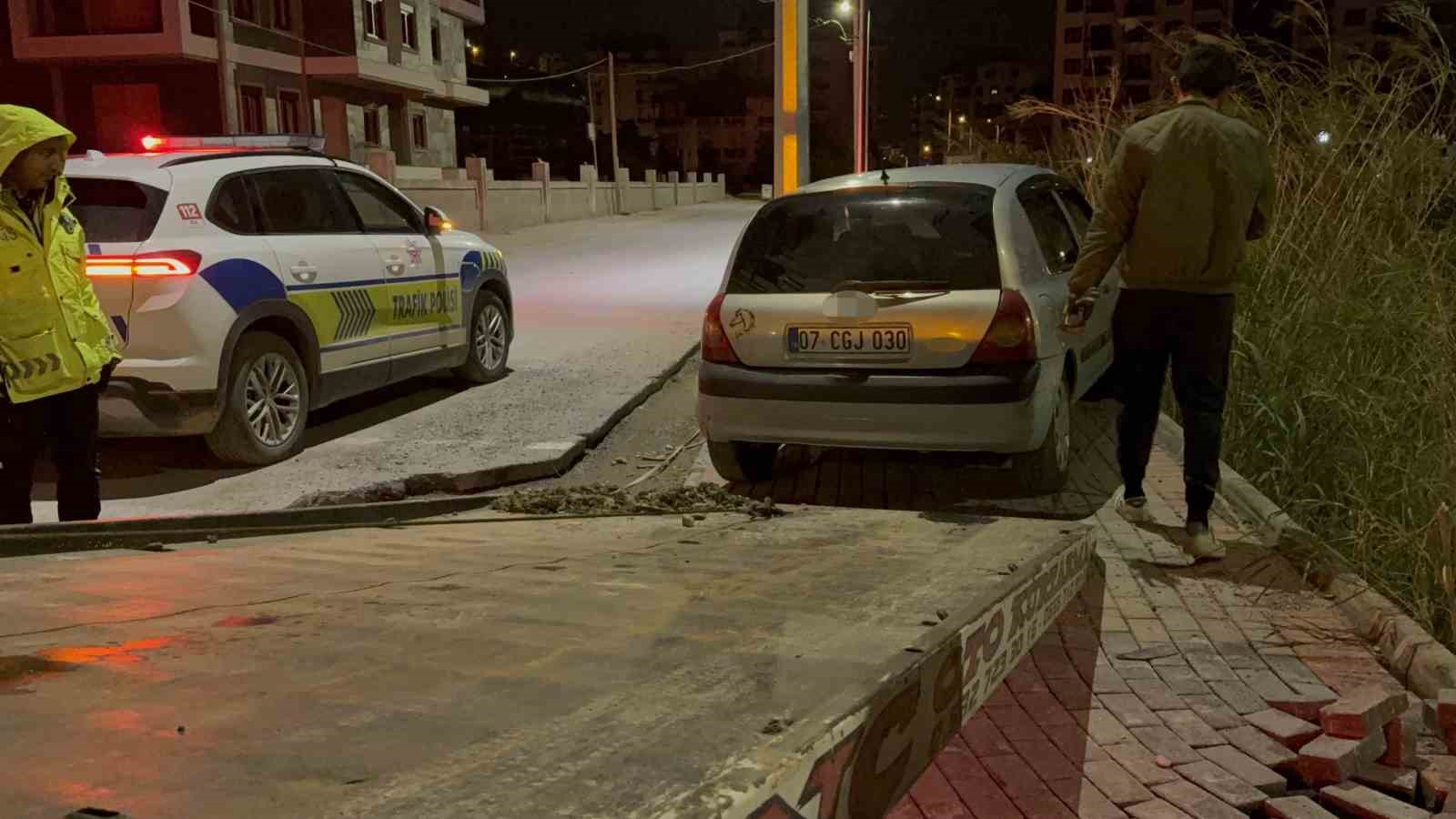 Gazipaşa’da bıçaklı kavga: 2 yaralı, 4 gözaltı
