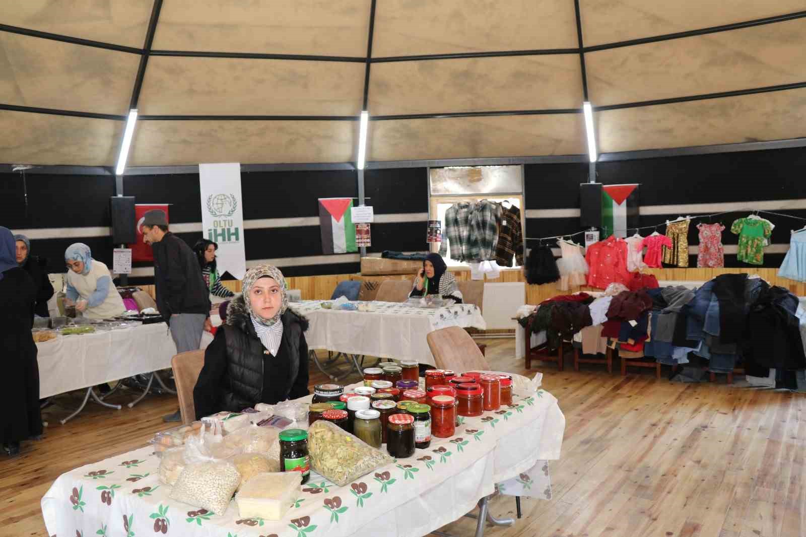 Gazze’ye umut için Oltu’da  hayır çarşısı
