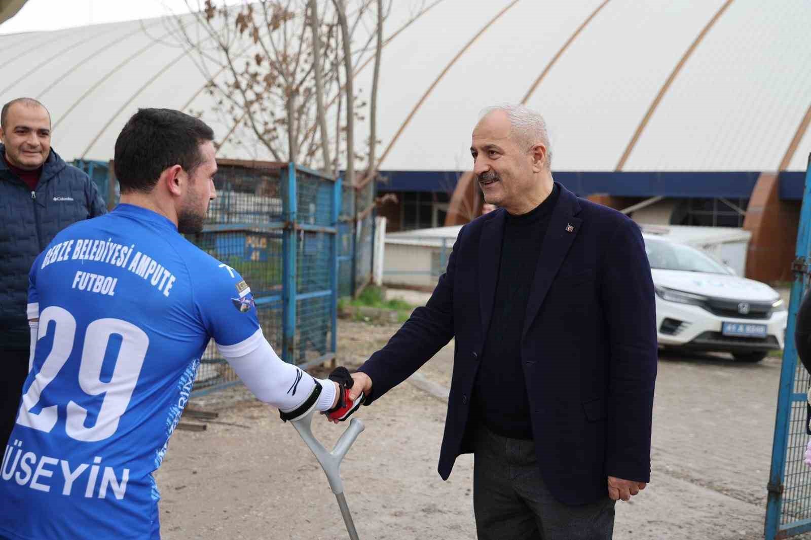 Gebze Belediyesi Ampute Futbol Takımı, TSK Rehabilitasyon Merkezi’ni 3-0 yendi
