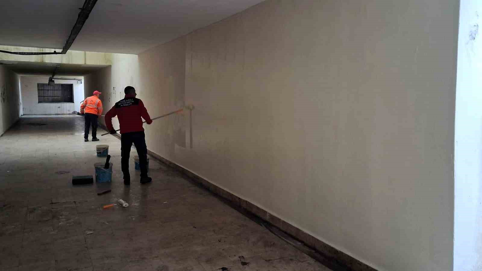 Gebze’de alt geçitte bakım ve onarım çalışması yapıldı
