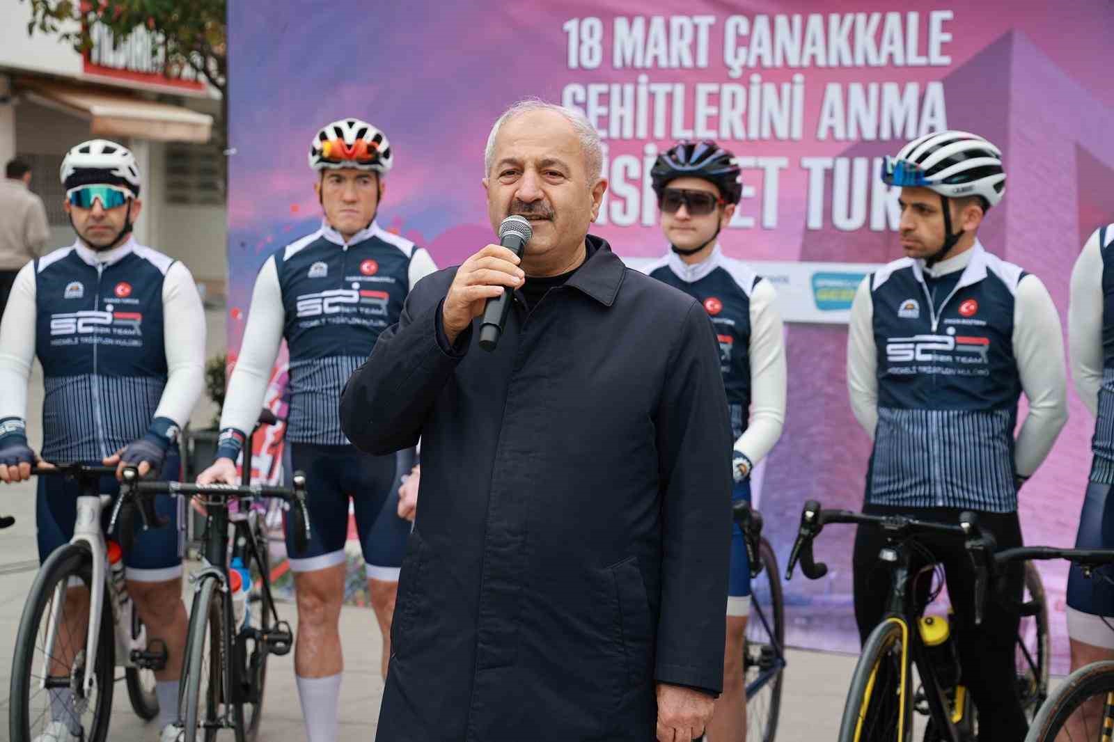 Gebze’den Çanakkale’ye pedal çevirecek bisikletliler yola çıktı
