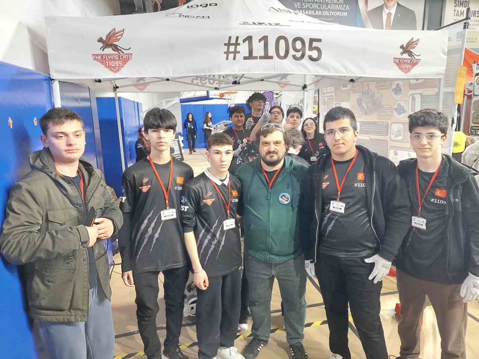 Gebze’nin Robotik Takımları Turknet’in Gigafiber’i ile desteklediği FRC’de
