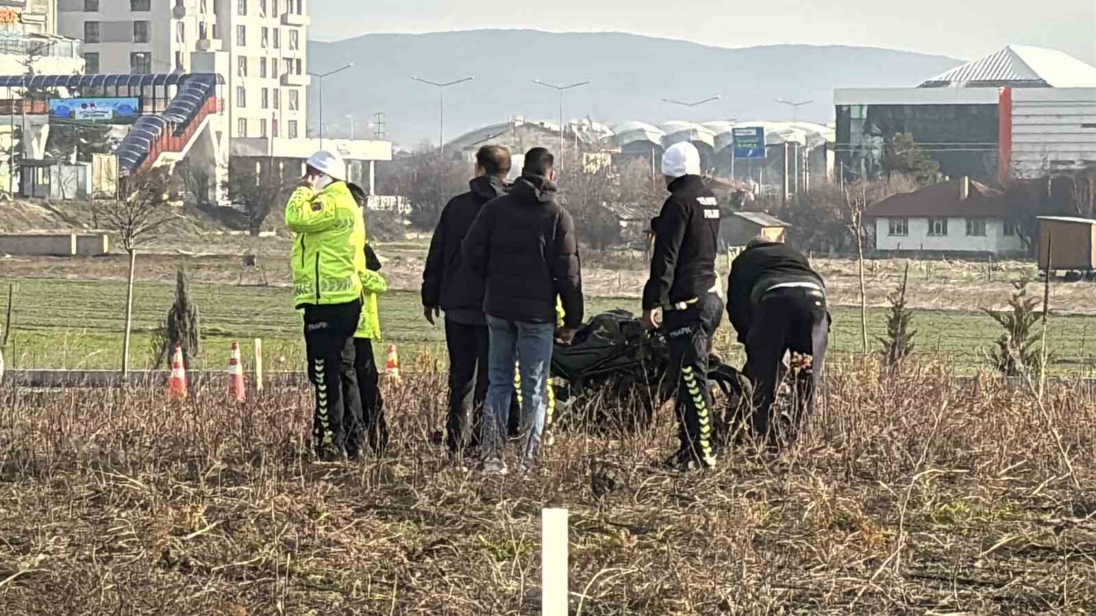 Geceden beri haber alınamayan 19 yaşındaki genç, kaza yapmış halde ölü bulundu
