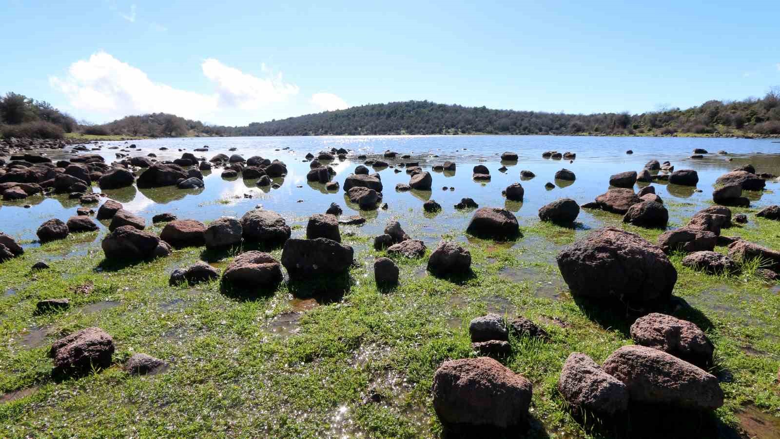 Geçen yıl tamamen kuruyan Tepegöl yeniden su tuttu
Geçen yıl tamamen kuruyan Tepegöl yeniden su tuttu