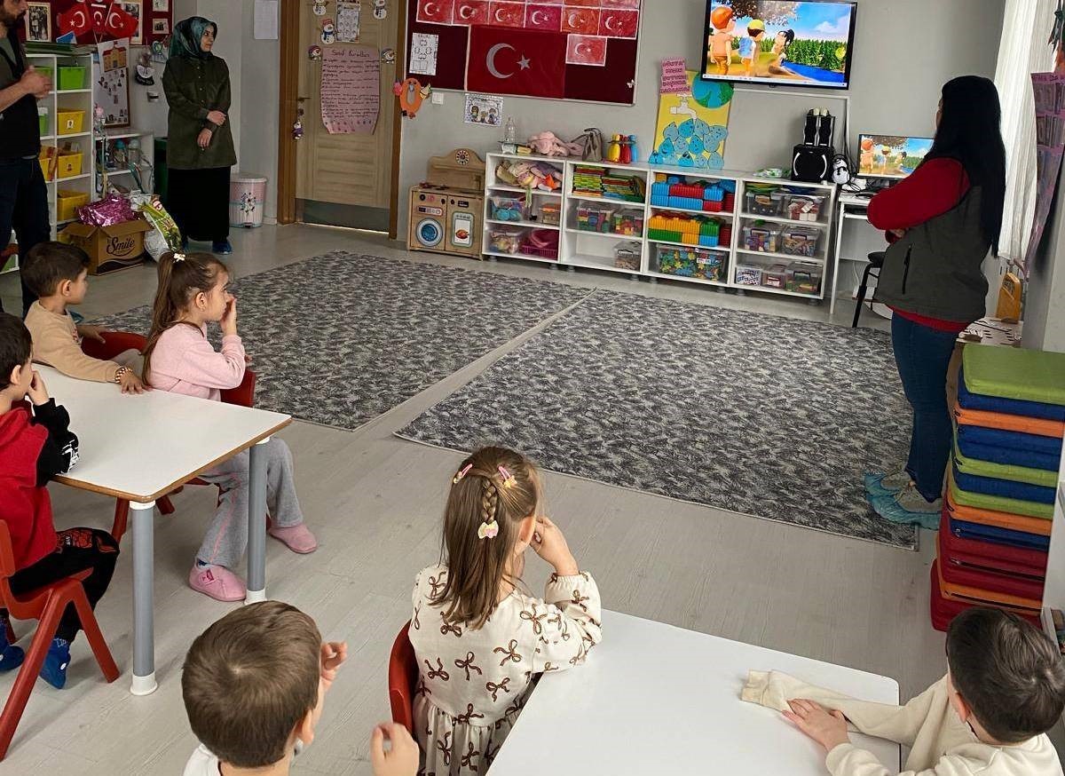Gediz’de miniklere orman bilinci aşılandı
