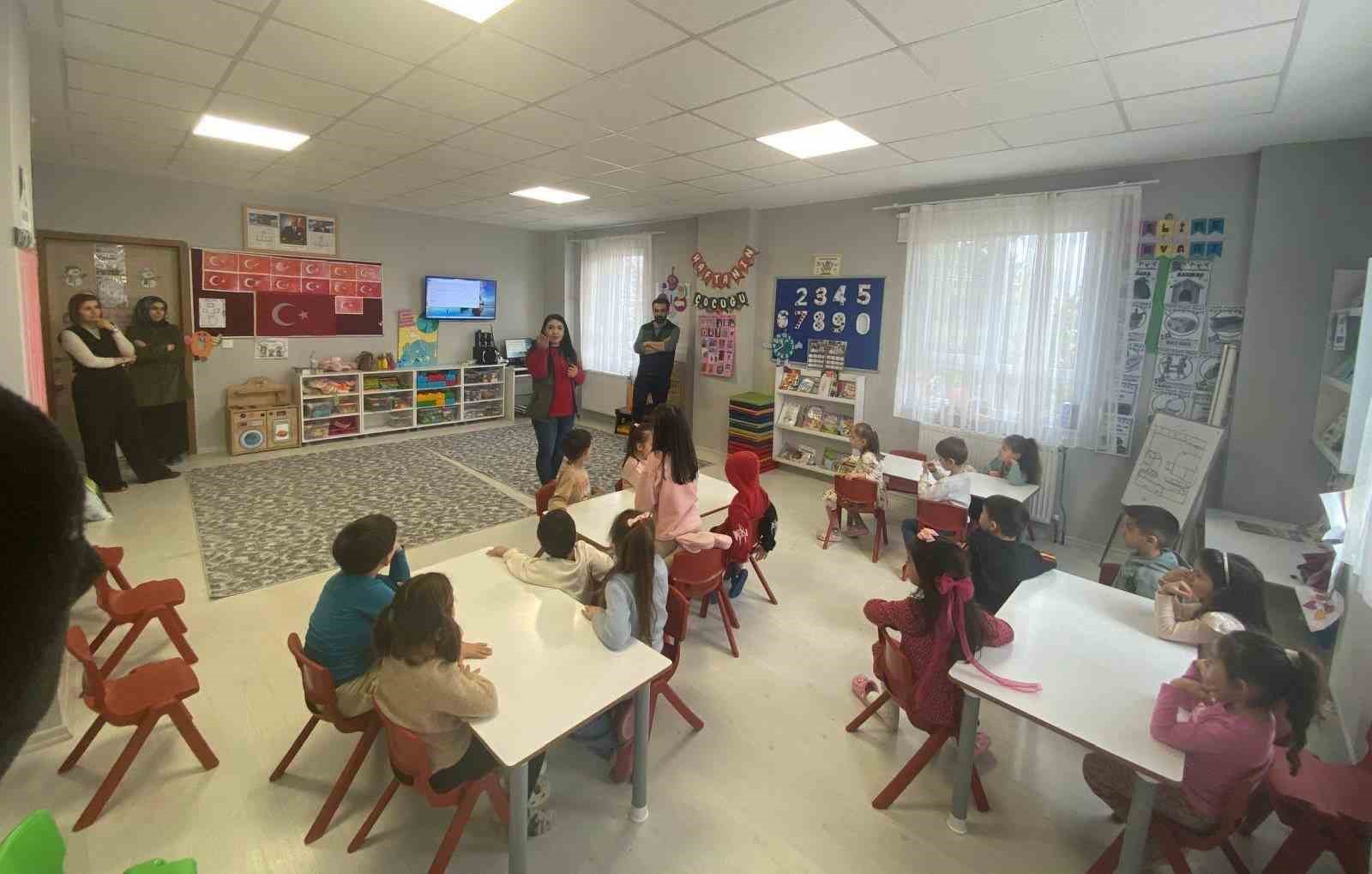 Gediz’de miniklere orman bilinci aşılandı
