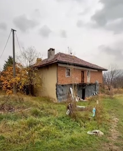 Gediz’de yalnız yaşayan yaşlı adam için yardım dayanışması
