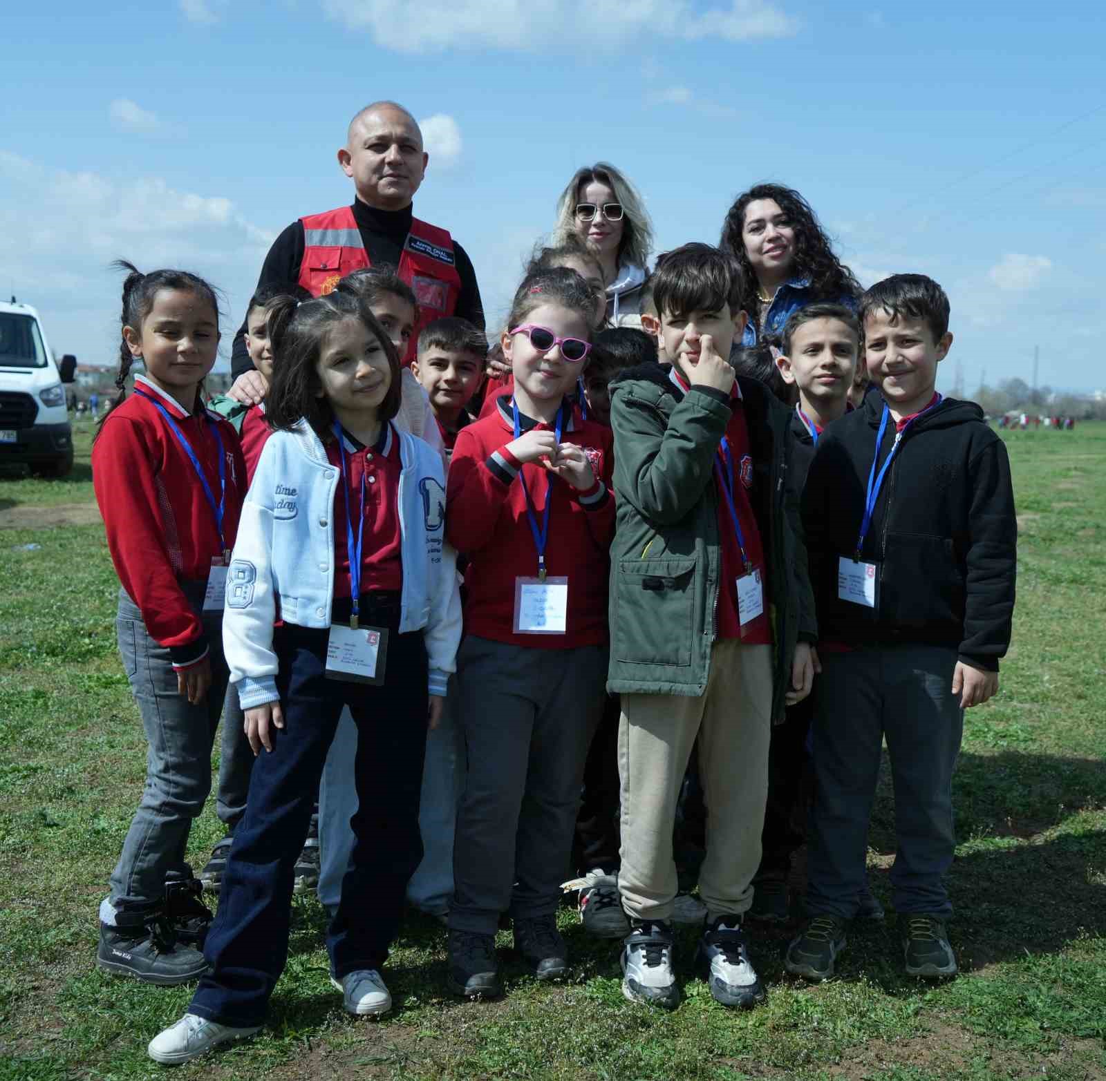 Geleceğe nefes olacak 2 bin fidan toprakla buluştu
