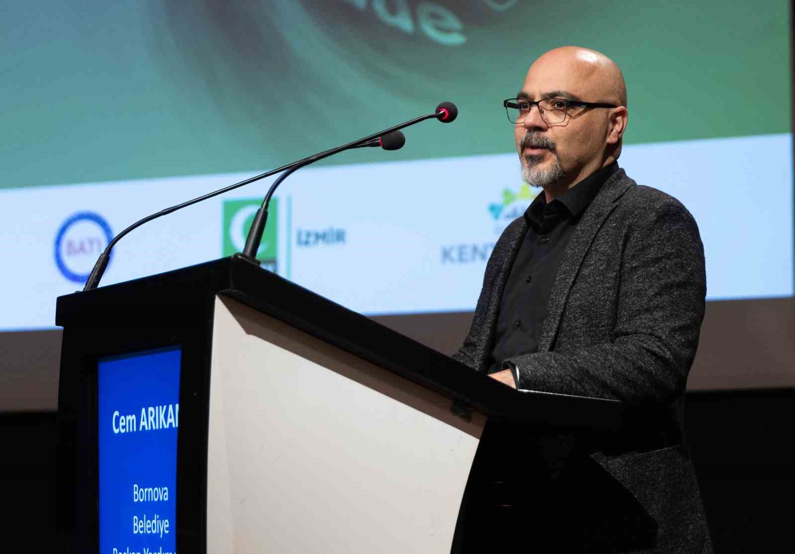 Geleceği tehdit eden üçgen: Madde, kumar, dijital
