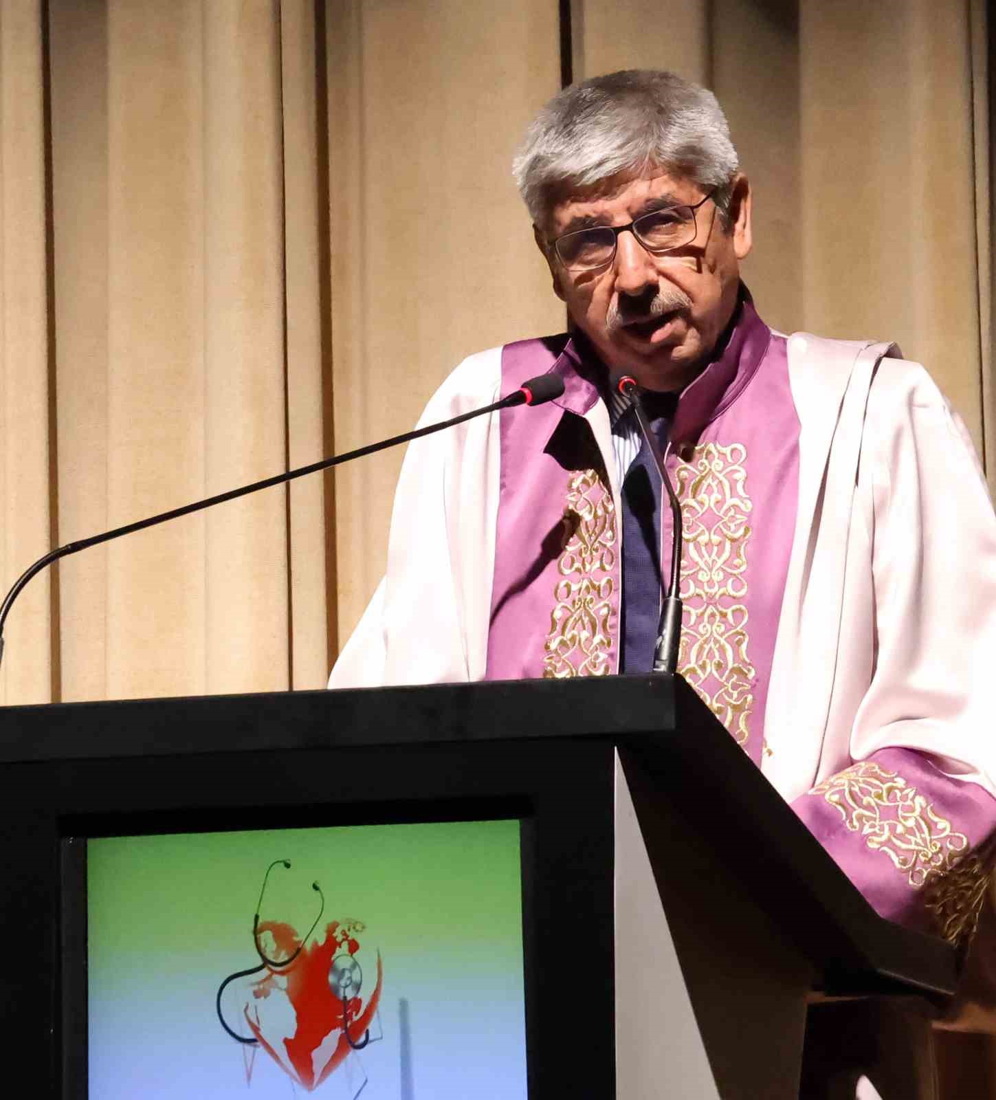 Geleceğin hekimleri ‘Beyaz önlük’ giydi
